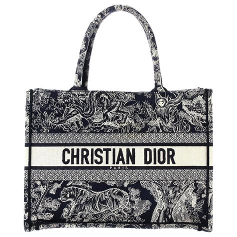 caba dior noir|Sacs cabas de luxe pour femme .